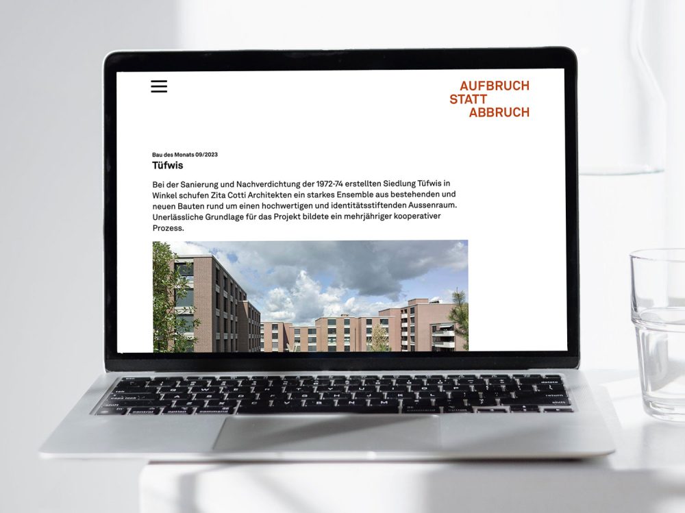 mockup_laptop_aufbruch_tuefwis_stand